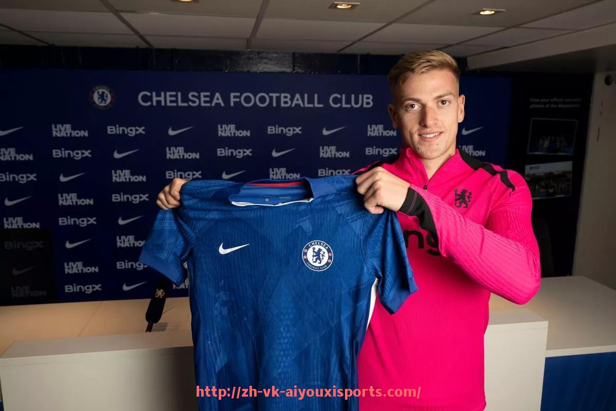 爱游戏体育官网-法甲战术体系的历史演变与经典案例