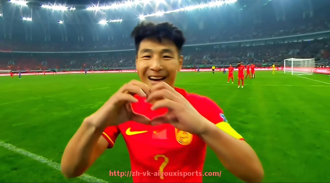 爱游戏体育官网-世俱杯历届比赛球队体能消耗统计与科学训练体系探讨